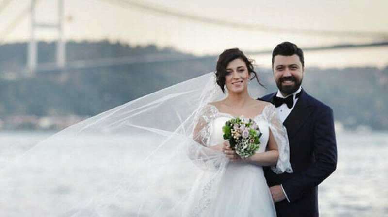 I giocatori Bülent Emrah Parlak e Send Sign hanno divorziato in una sessione!