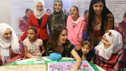 Songül Öden ha incontrato donne siriane