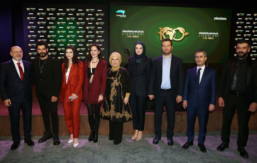 Emine Erdoğan ha incontrato i giocatori della Fondazione Osman al Sustainable Century Summit