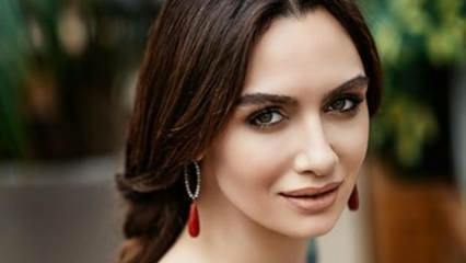 Confessione shock dalla famosa attrice Birce Akalay