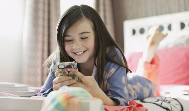 Quanti anni dovrebbe essere acquistato uno smartphone per i bambini? Età di utilizzo del telefono cellulare