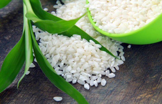 Tecnica di perdita di peso di deglutizione del riso