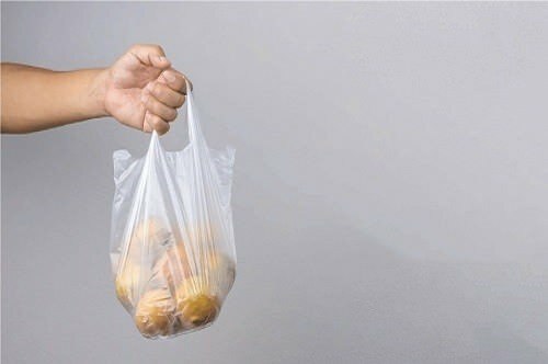 precauzioni da prendere per la pulizia dei sacchetti nella spesa