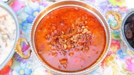 Come preparare la zuppa di mirtilli dell'Egeo? La ricetta della zuppa egea con piselli dall'occhio...