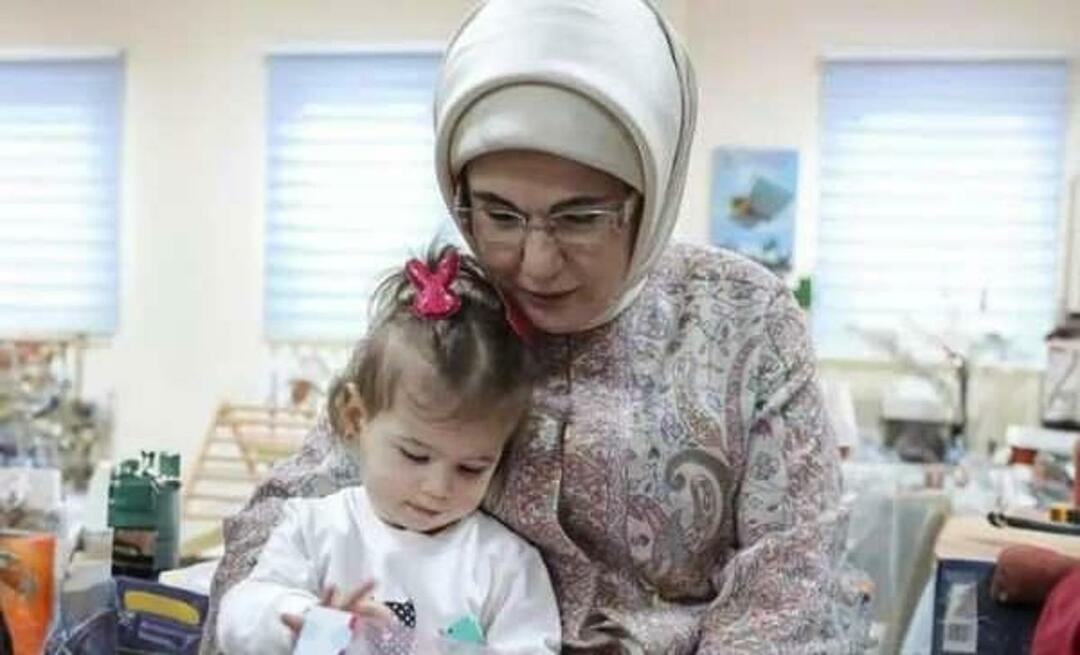 Condivisione della Settimana mondiale dell'allattamento al seno da parte di Emine Erdoğan: "L'allattamento al seno è tra madre e bambino..."