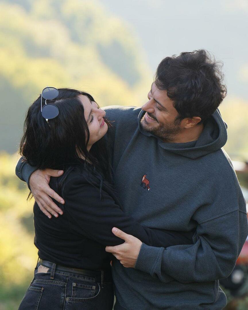 Yasemin Saklıoğlu e suo marito Burak Yırır