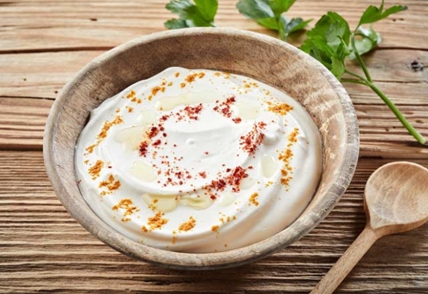 cura dello yogurt alla paprika fondente