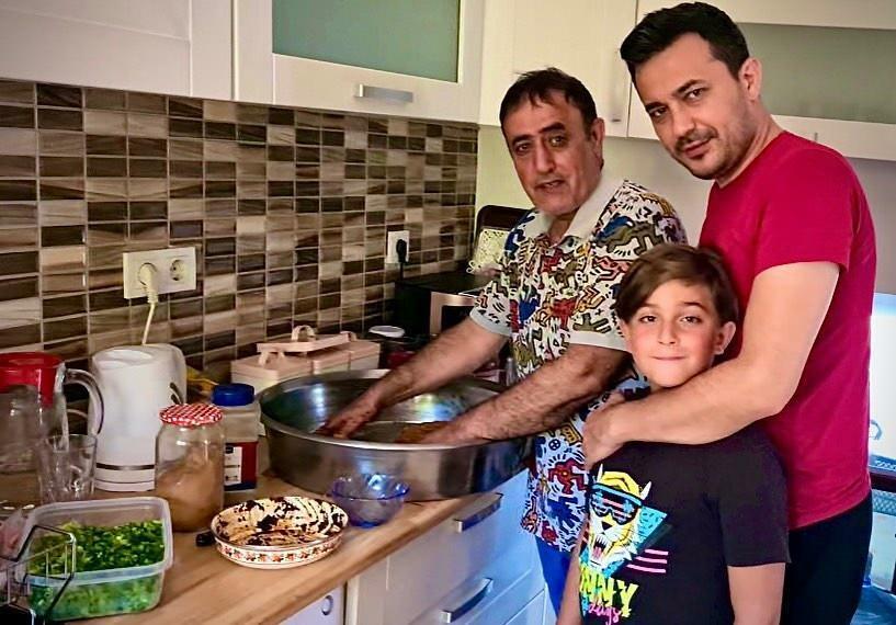 Il figlio di Mahmut Tuncer, Umut Tuncer, e suo nipote