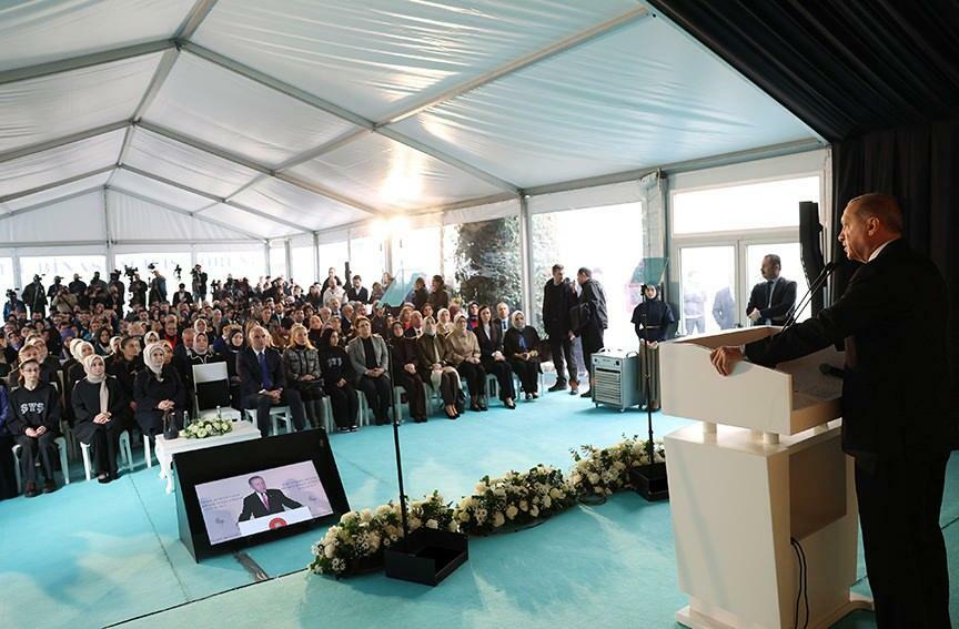 Il presidente Erdoğan ha parlato all'inaugurazione della Fondazione Şule Yüksel Şenler