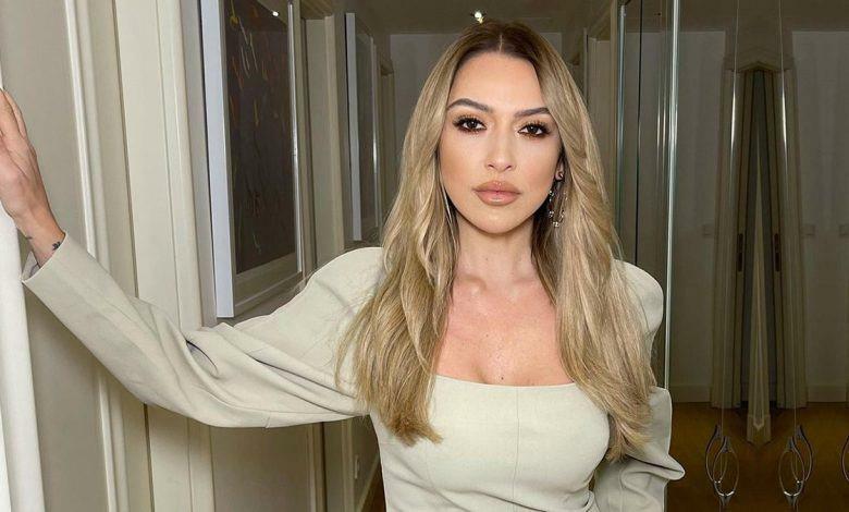 Grande shock per Hadise! Ha venduto il suo anello, vedi quanto vale.