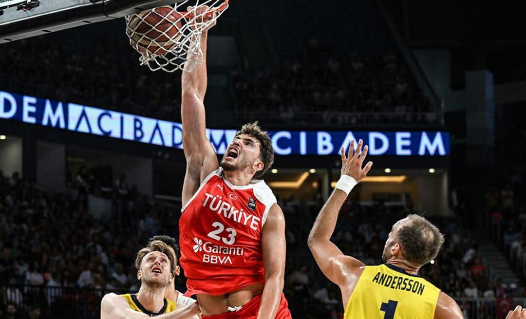 Il giocatore di basket nazionale Alperen Şengün ha iniziato la partita con la Svezia con le preghiere! schiacciato i suoi rivali