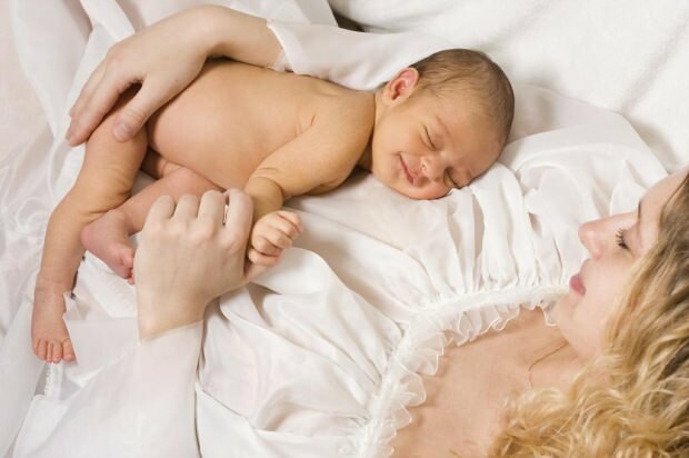 Quanto dovrebbe allattare un neonato al giorno?