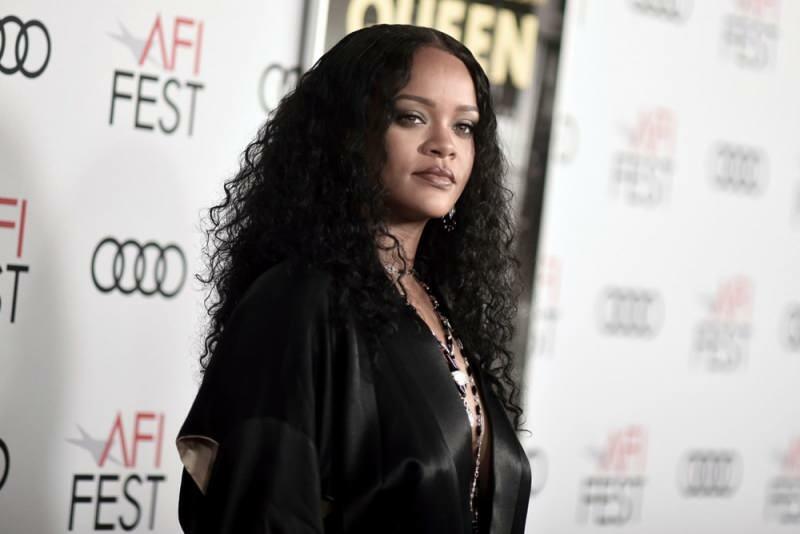 Il marchio di moda di Rihanna Fenty sta chiudendo!