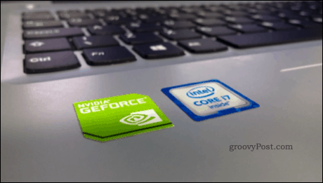 Esempio di logo Nvidia su un laptop