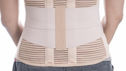 Come indebolirsi con il corsetto? Metodo dimagrante in vita con corsetto per sembrare sottile