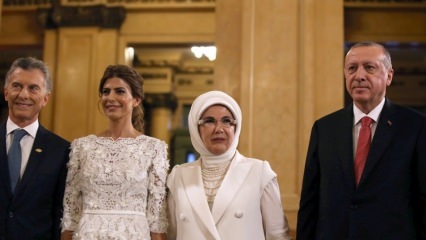 La First Lady Erdoğan è stata accolta al vertice del G20 in Argentina