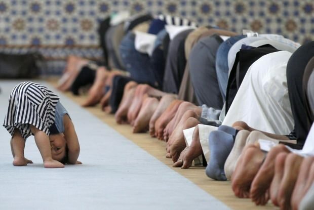 Come insegnare ai bambini Preghiera e Corano? Educazione religiosa nei bambini ...