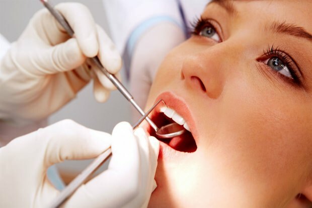 Il dente marcio provoca un'infezione al cuore