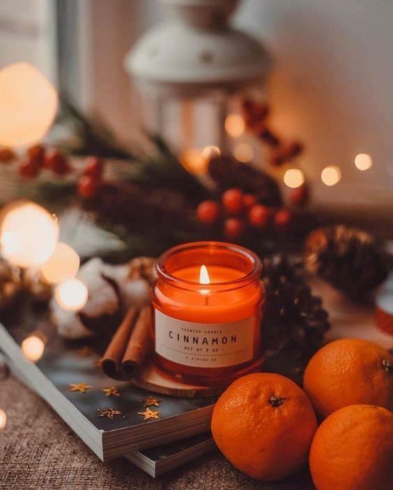 Selezione di candele adatte per la decorazione autunnale 