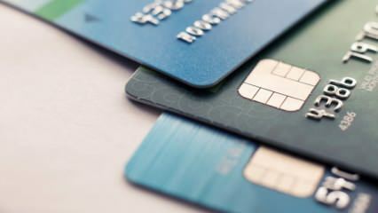 Come rimuovere una carta di credito? Documenti necessari per l'emissione di carte di credito