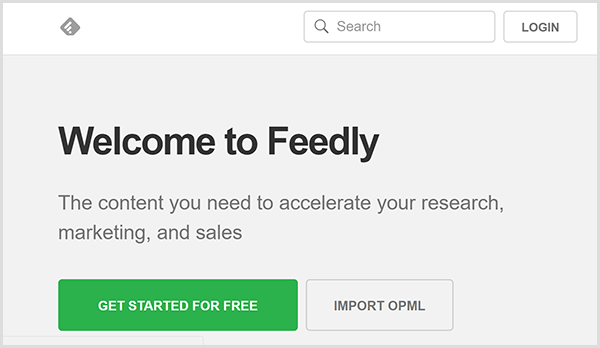 Chris Brogan utilizza Feedly per sviluppare idee di contenuto per il suo flash briefing su Alexa. Il sito web ha uno sfondo grigio, il testo Benvenuti a Feedly in nero e un pulsante verde che dice Inizia gratis.