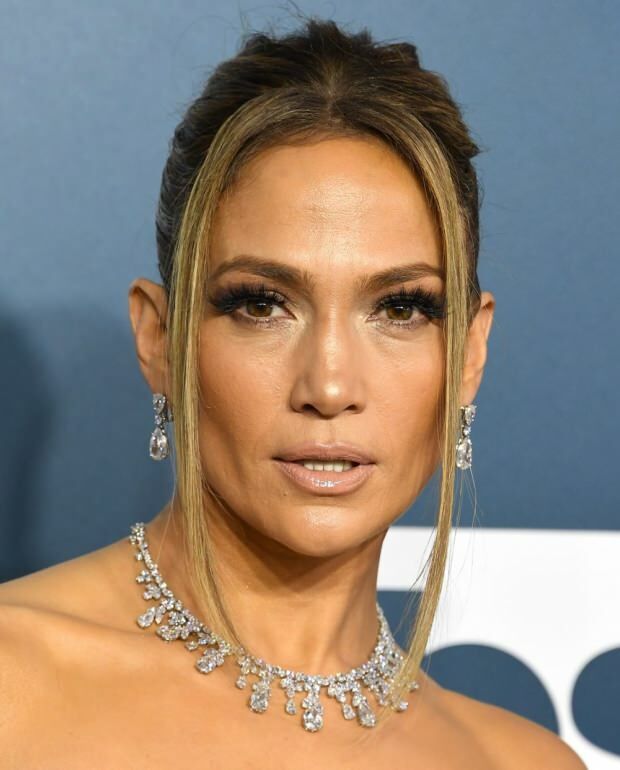 Jennifer Lopez ha attirato l'attenzione con la sua collana