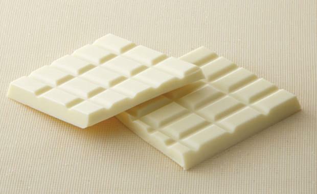 Quali sono i danni del cioccolato bianco? Il cioccolato bianco è vero cioccolato?