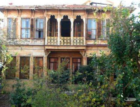 Dove è stato girato Yaprak Dökümü? Dov'è la villa in cui è stato girato Yaprak Dökümü? Indirizzo di Laz's Mansion