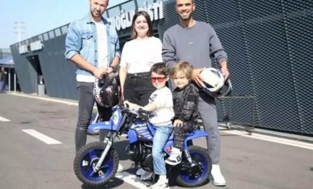 Un gesto di Kenan Sofuoğlu al bambino! Ha regalato la moto a suo figlio.