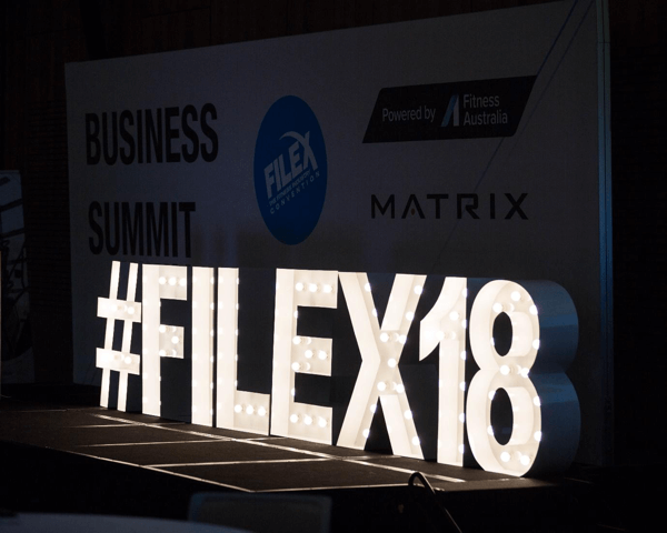 Come promuovere il tuo evento live su Facebook, esempio di hashtag di un evento live su # filex18