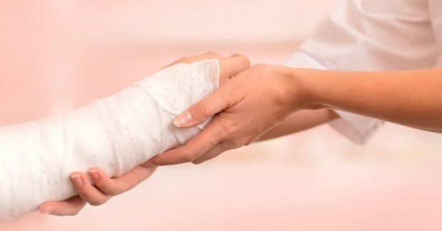Ci sono sintomi di cisti (ganglio) a portata di mano? Qual è il metodo di trattamento della cisti della mano?