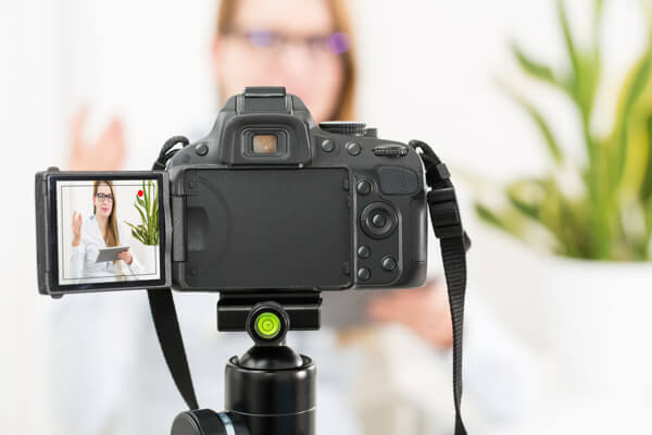 Una reflex digitale è un'ottima scelta per la registrazione di video di qualità.