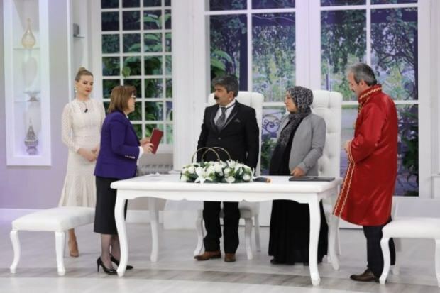 Fatma Şahin, Esra Erol ed Emine Bülbül
