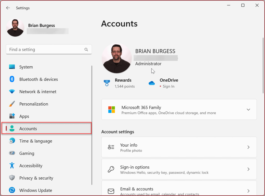 Determina il tipo di account utente su Windows 11