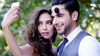 Neslihan Atagül e Kadir Doğulu hanno ricevuto 1 milione e 500 mila TL da un annuncio pubblicitario