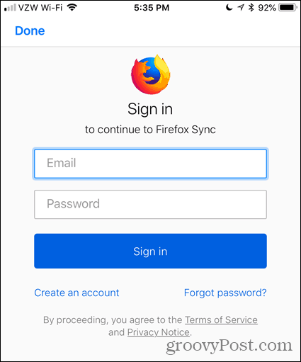 Inserisci la tua email e password in Firefox per iOS