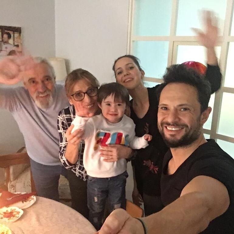 Festa di compleanno dal cantante Özgün a suo figlio Ediz
