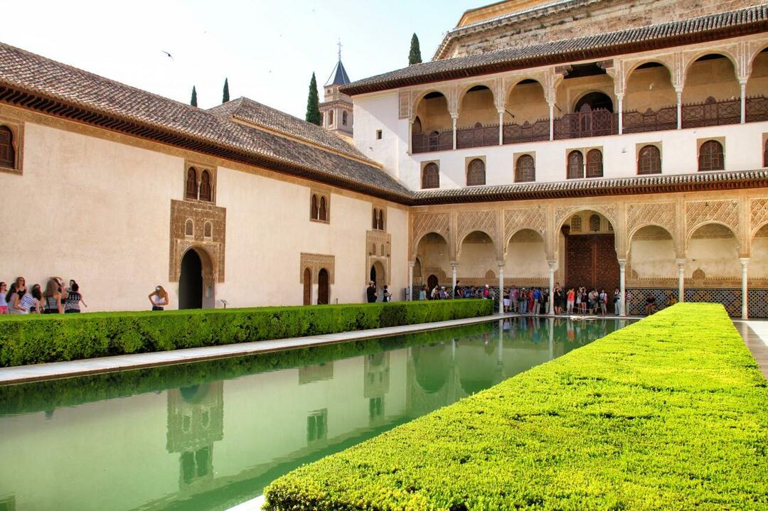 Immagini dal Palazzo dell'Alhambra