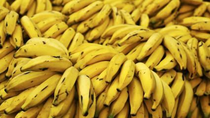 La buccia di banana è benefica per la pelle? Come viene usata la banana nella cura della pelle?