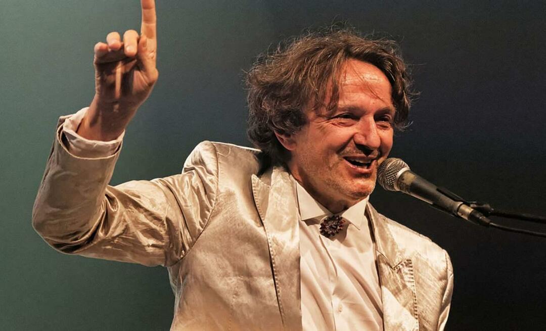 Goran Bregovic ha cantato la canzone "Türkiye Century" al Great Novel Gathering!