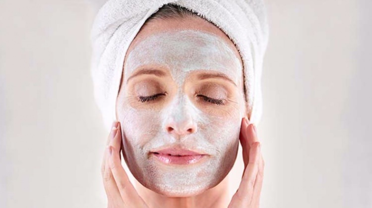 Come prendersi cura della pelle con metodi naturali?