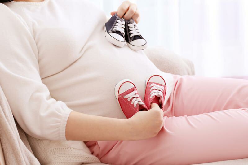 Come si forma una gravidanza gemellare? Sintomi di gravidanza gemellare