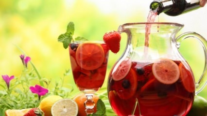 Ricetta del tè freddo alla frutta rossa