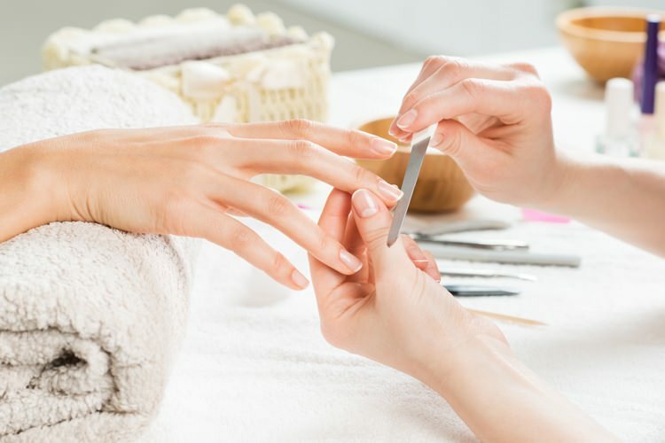 5 regole da considerare quando si fa una manicure