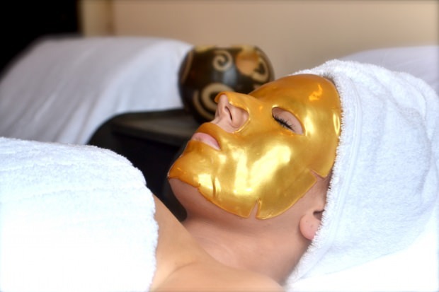 I benefici della maschera d'oro per la pelle
