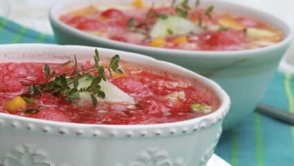 Come preparare una deliziosa zuppa di anguria?