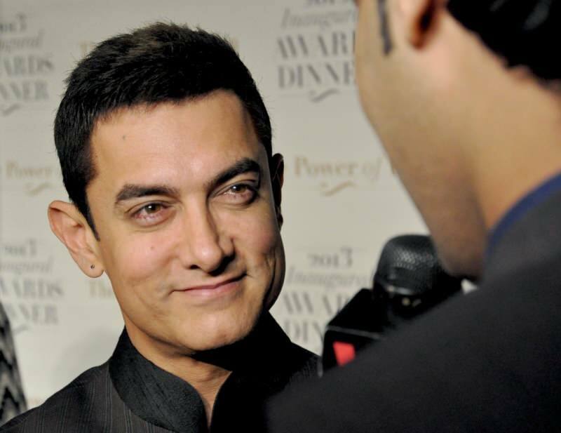 Interessante metodo di aiuto di Aamir Khan ha scosso i social media! Chi è Aamir Khan?