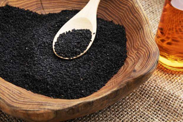 Come si fa l'olio di semi nero?