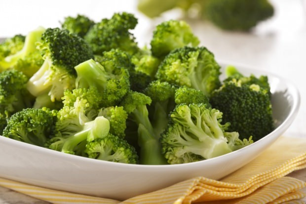 Come viene bollito il broccolo? Quali sono i trucchi per cucinare i broccoli?
