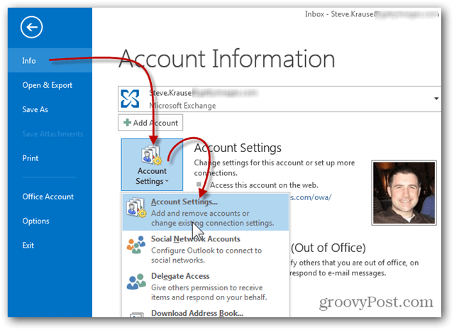 Aggiungi Mailbox Outlook 2013 - Fai clic su Info Impostazioni account